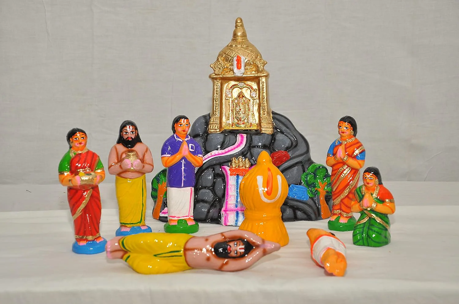 Handcrafted Golu Dolls